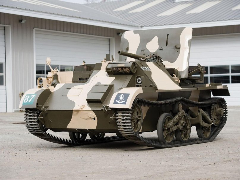 Universal Carrier 2-PDR