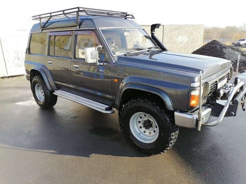 Nissan Safari 1991