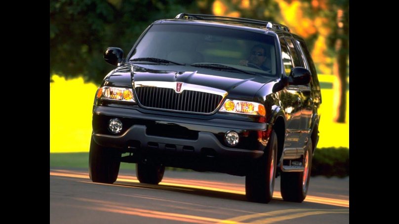 Lincoln Navigator 1 поколение