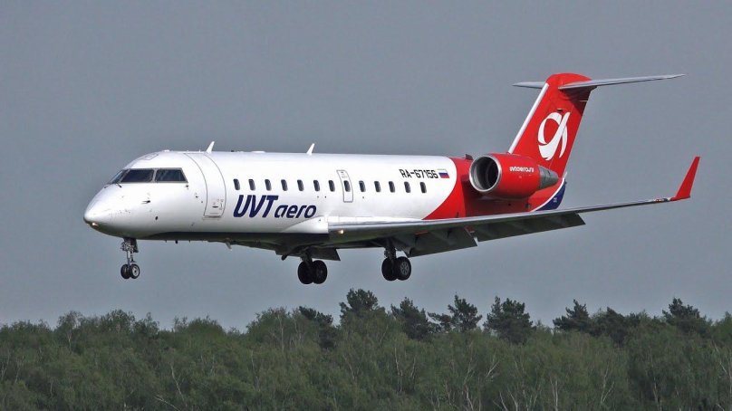 Канадэйр самолет CRJ 200