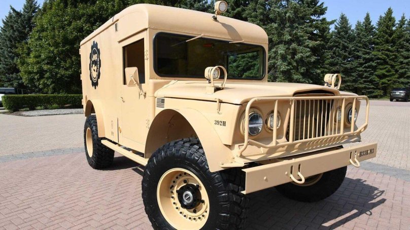 Kaiser Jeep m818