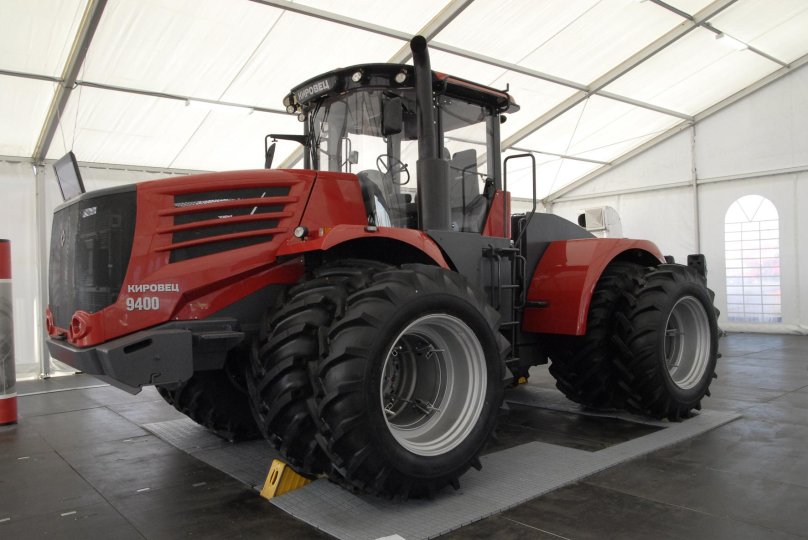 Трактор Кировец к 9520