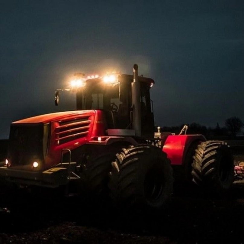 Трактор Кировец к-8