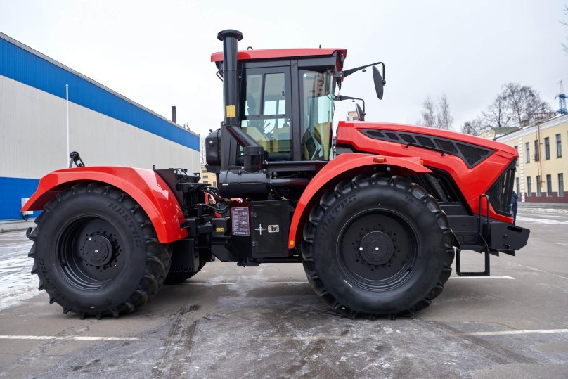 Новый трактор Кировец к744