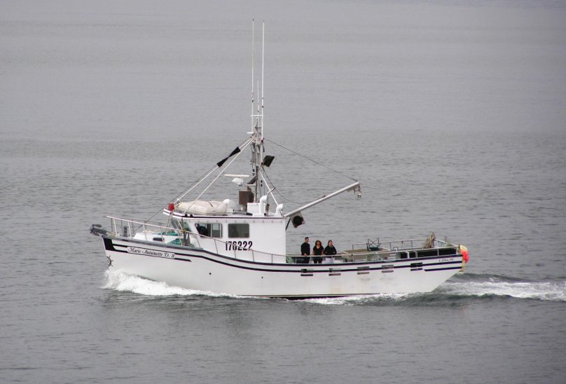 Сейнер Ольхон