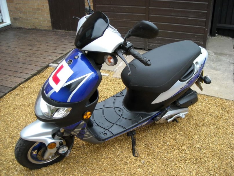 Hurricane скутер 50