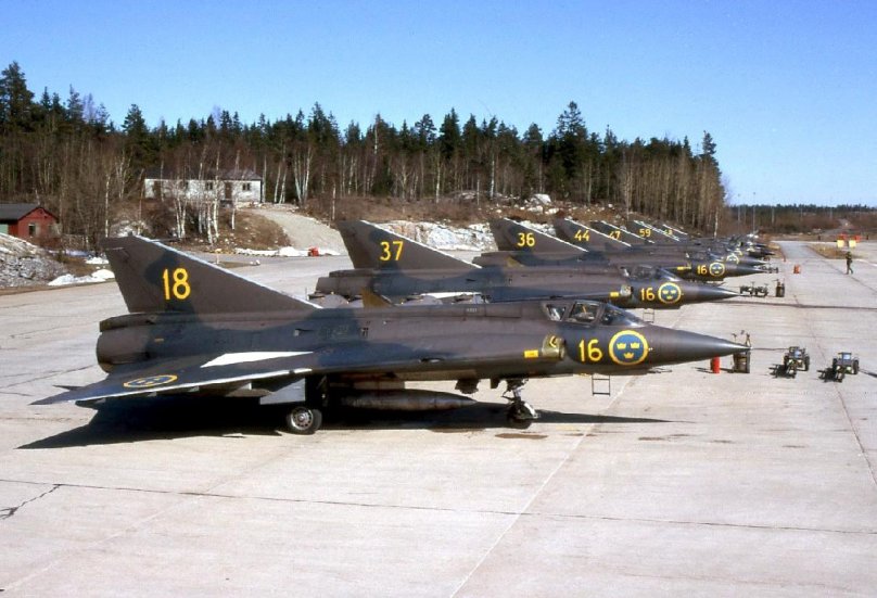Истребитель Saab 35 Draken