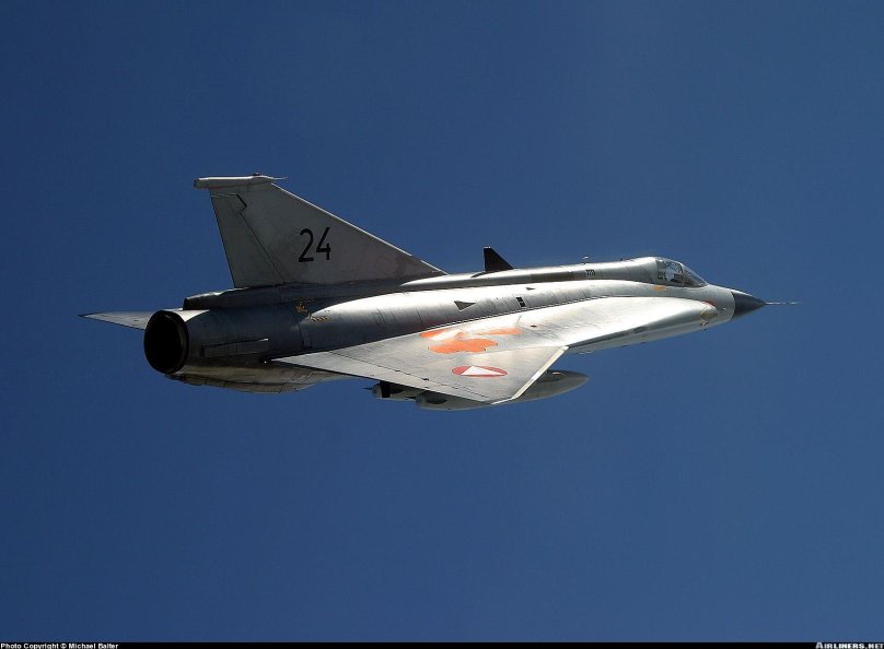 Самолет Сааб 35 Дракен