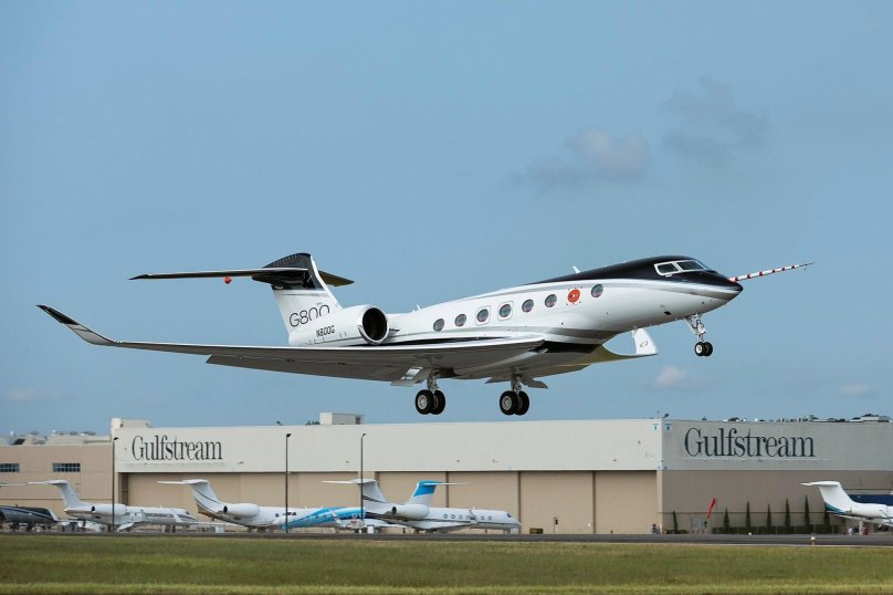 Самолет Gulfstream g800