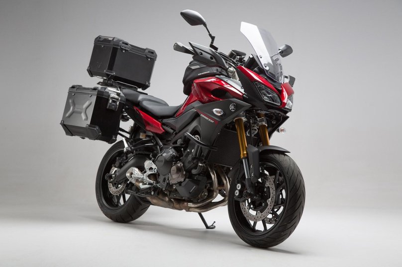 Ямаха mt09 Tracer