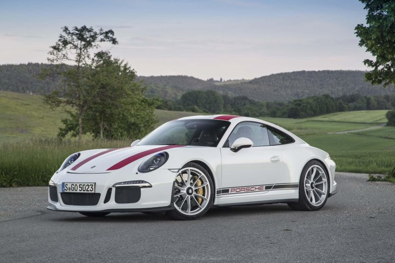 Porsche 911 r 991