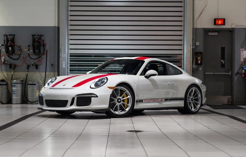 911 R