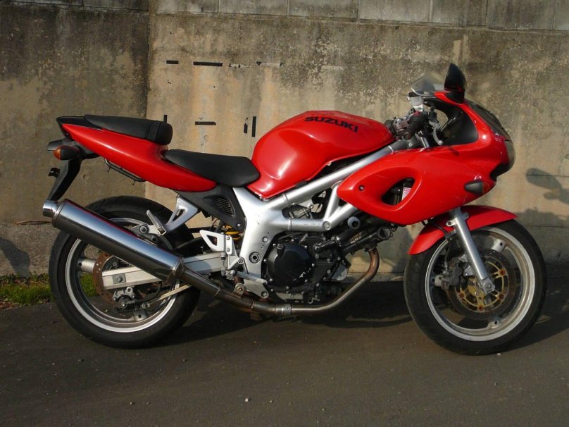 Suzuki sv400s