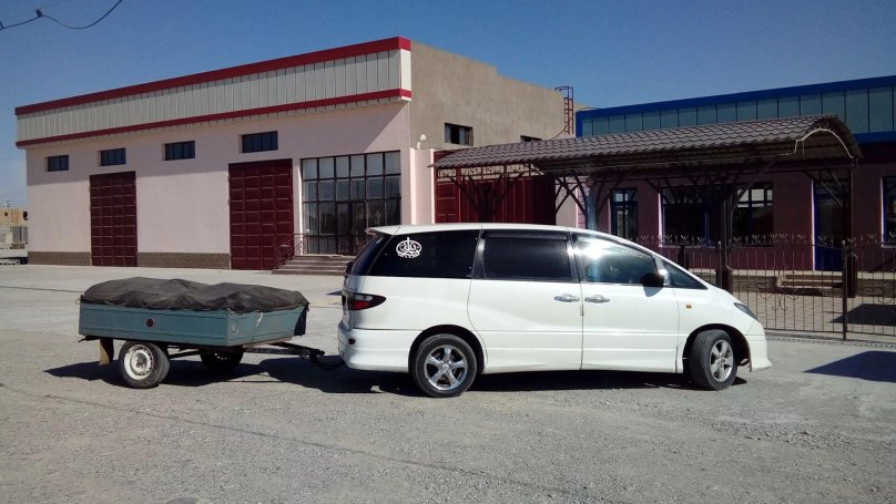 Фаркоп Toyota Estima
