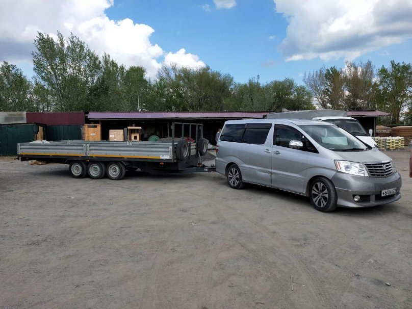Тойота альфард с прицепом