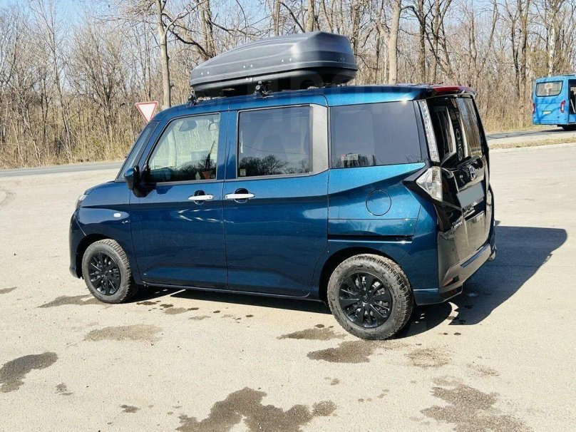 Тойота танк синяя