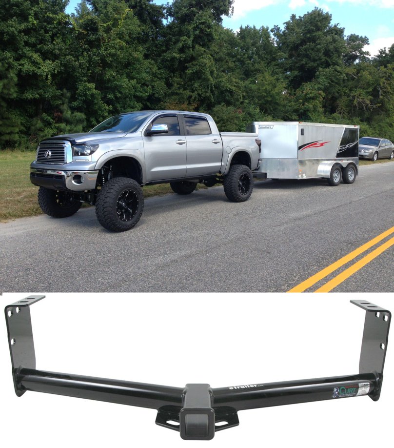 Toyota Tundra с прицепом