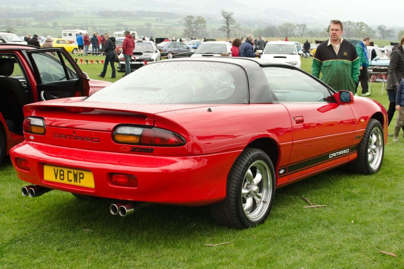 Chevrolet Camaro 2000