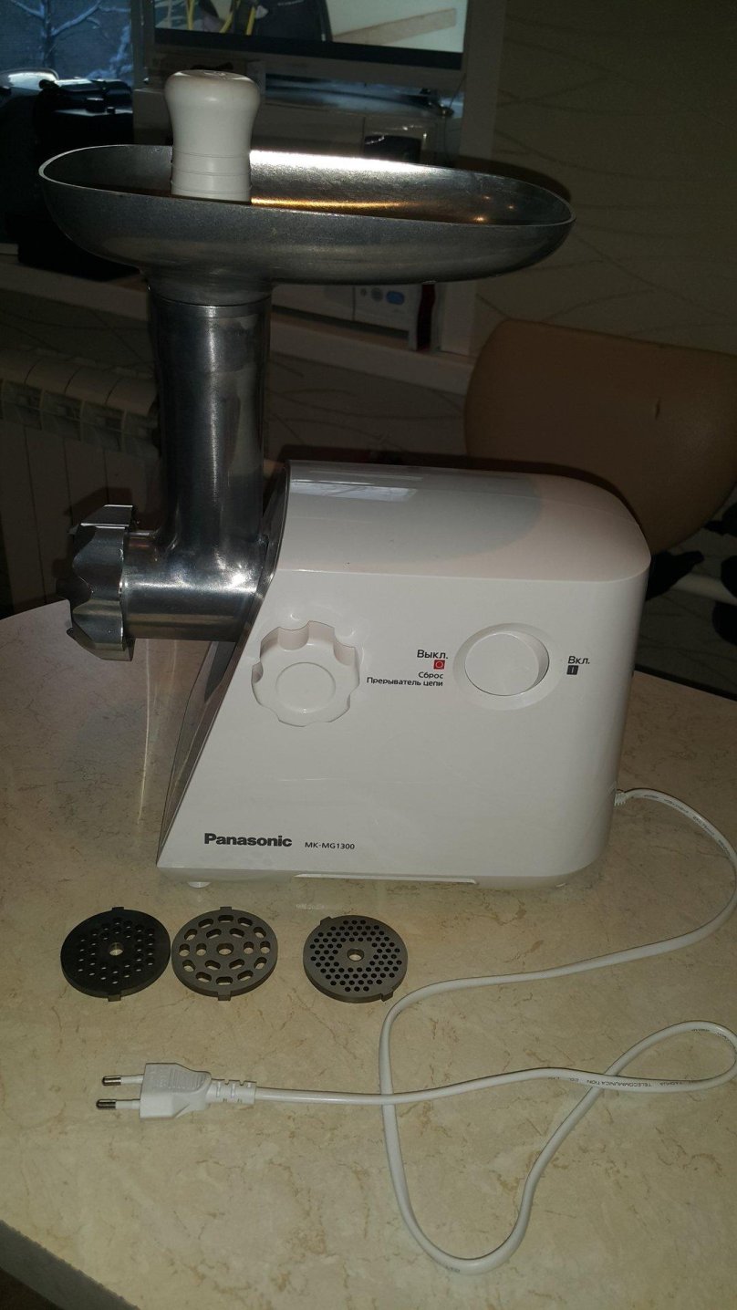 Мясорубка Panasonic MK-mg1300wtq