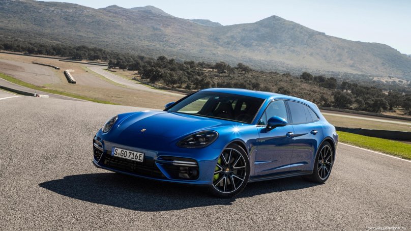 Porsche Panamera Turbo s e-Hybrid Sport