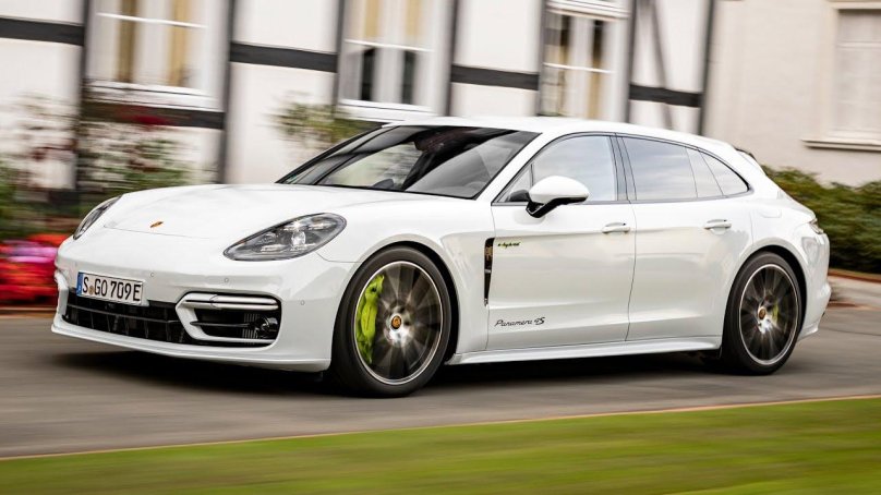 Porsche Panamera 4