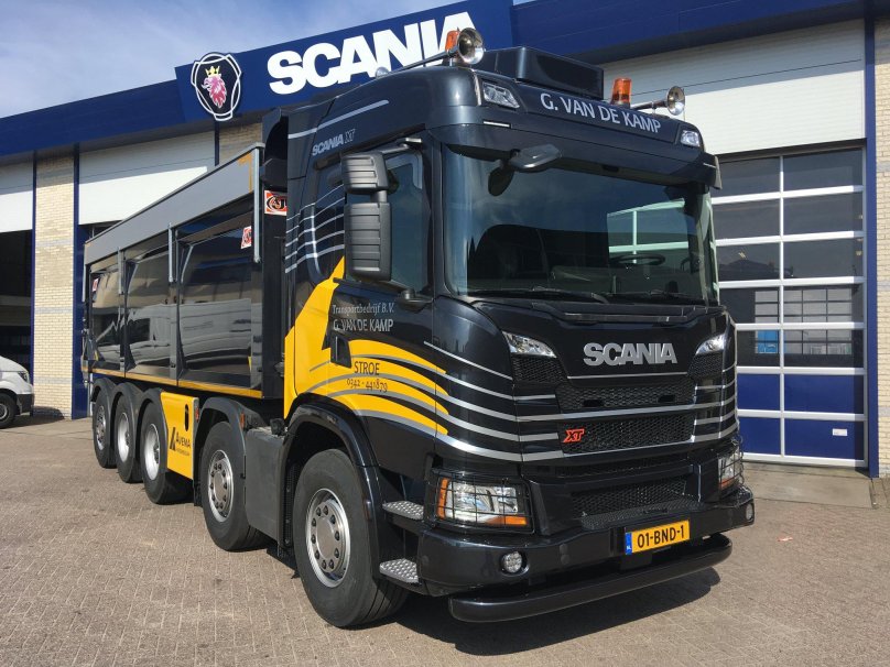 Скания p440 XT самосвал