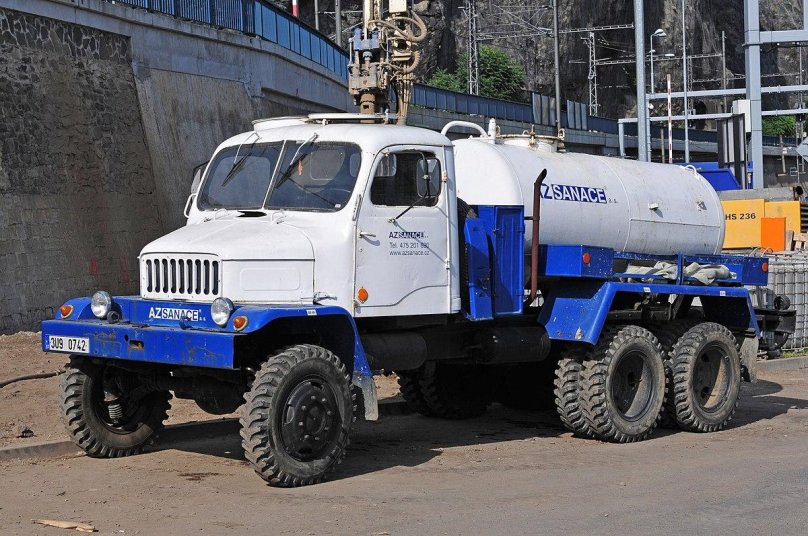 Автомобиль Прага v3s