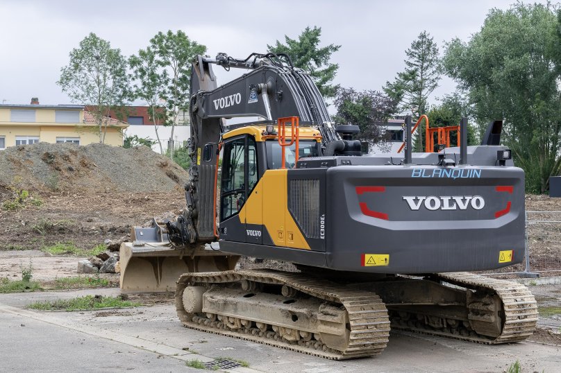 Volvo ec300