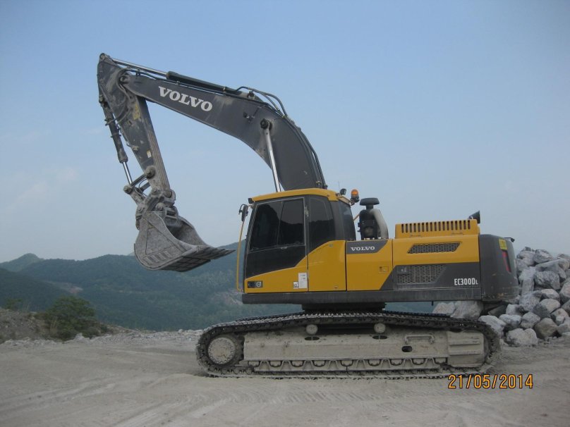Volvo ec300
