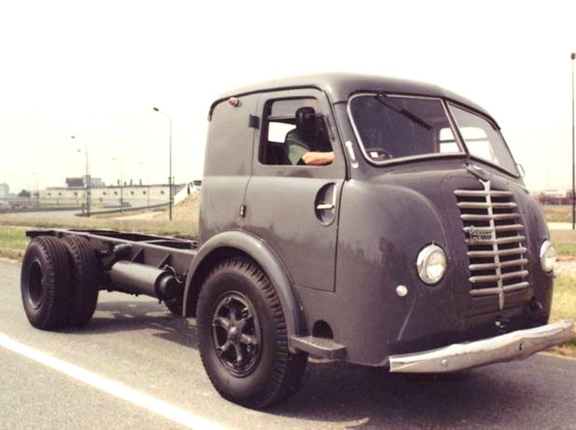 Грузовики Pegaso