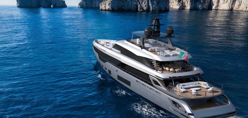 Azimut grande 38 metri tri-Deck
