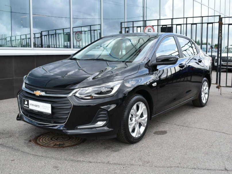 Chevrolet Onix Premier 2