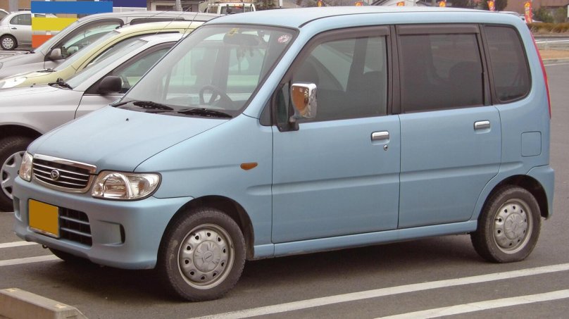 Daihatsu move 2000