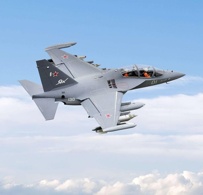 Боевые самолеты як 130
