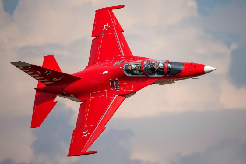 Як 130 пилотажный