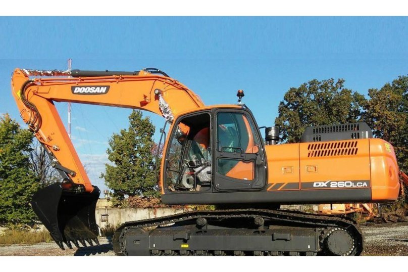 Doosan dx260lca