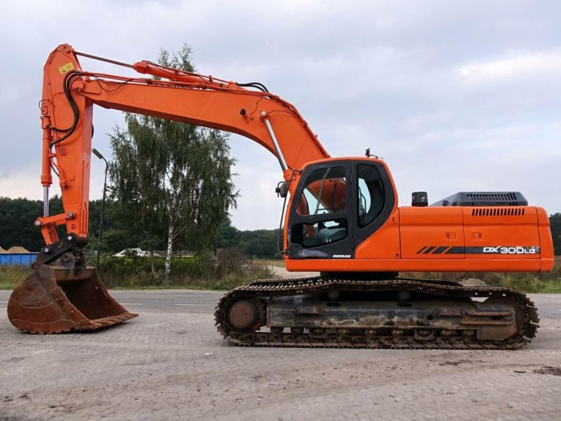 Doosan 300 экскаватор