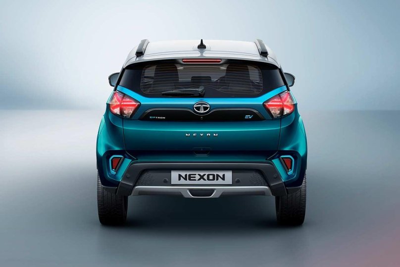 Тата Nexon