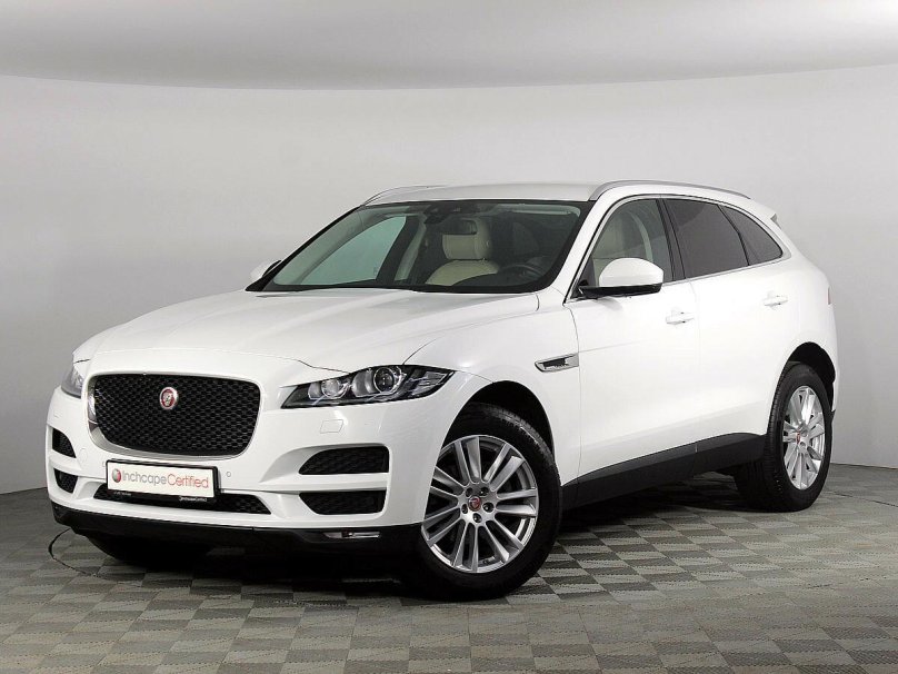 Ягуар ф ПАСЕ пробегом в Москве