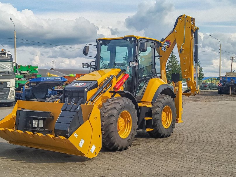 Катерпиллер 444