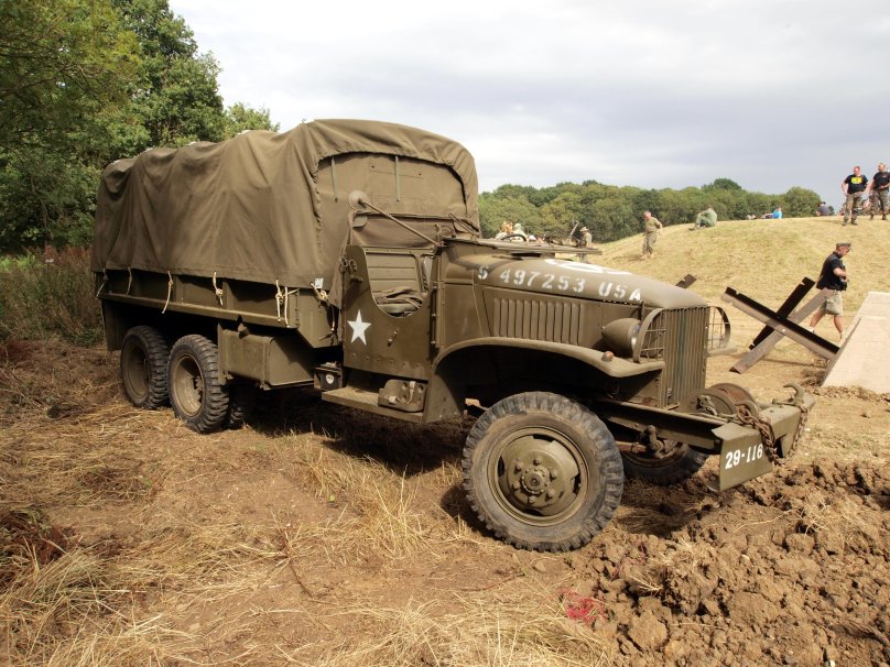 Грузовик GMC 353