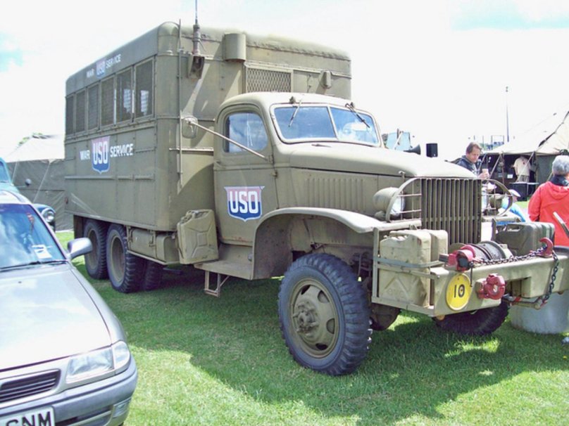 Автомобиль GMC CCKW-353