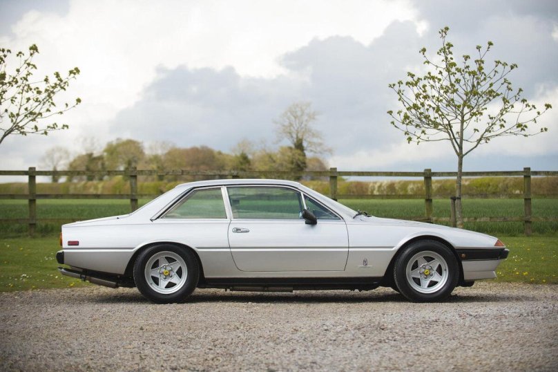 Феррари 400 gt