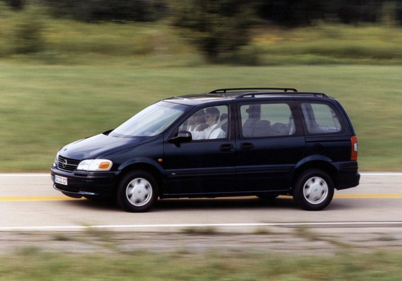 Opel Sintra, 1999