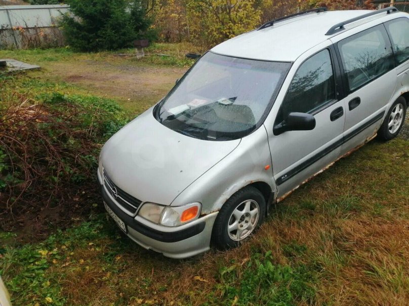 Opel Sintra 1999 года
