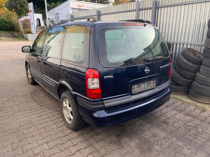 Опель Синтра 2.2