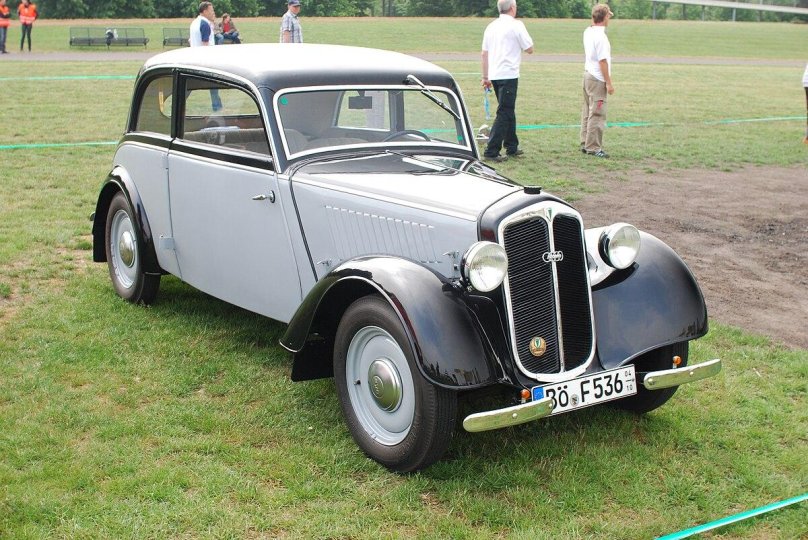 Автомобиль DKW f8