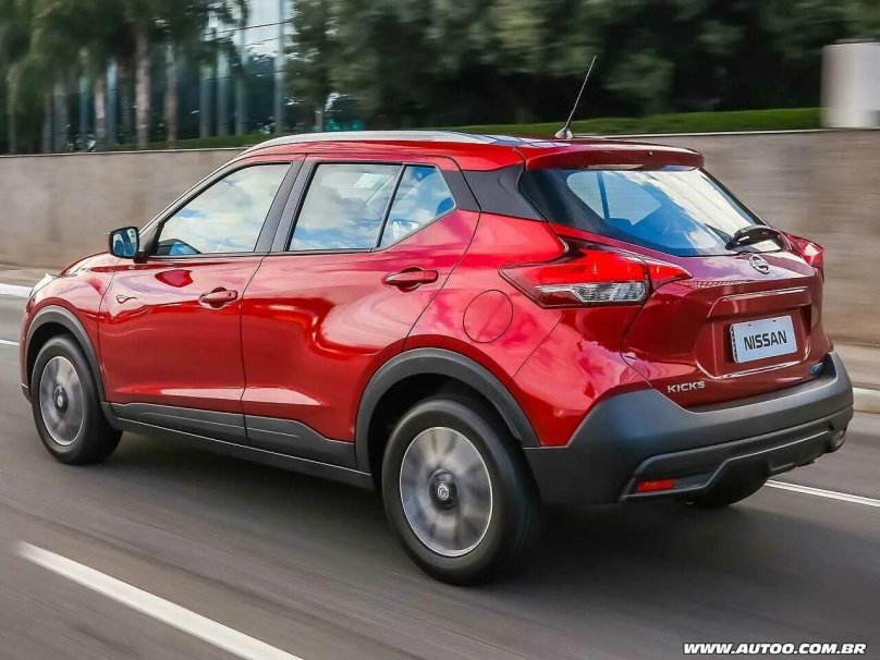Ниссан Кикс 2018