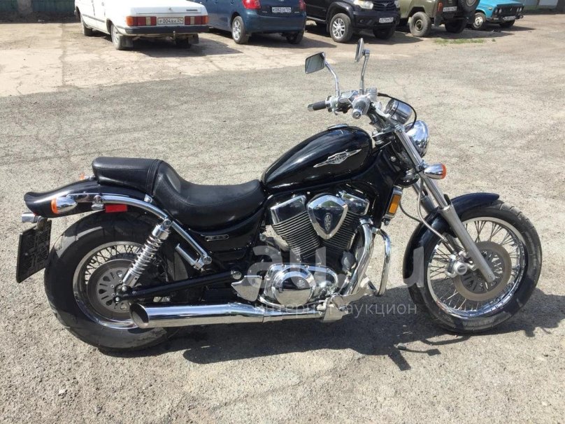 Suzuki vs 1400 Intruder