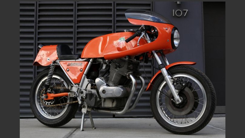 Laverda 1000 v6